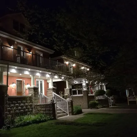 Ambassador B&B Guest Home-3
